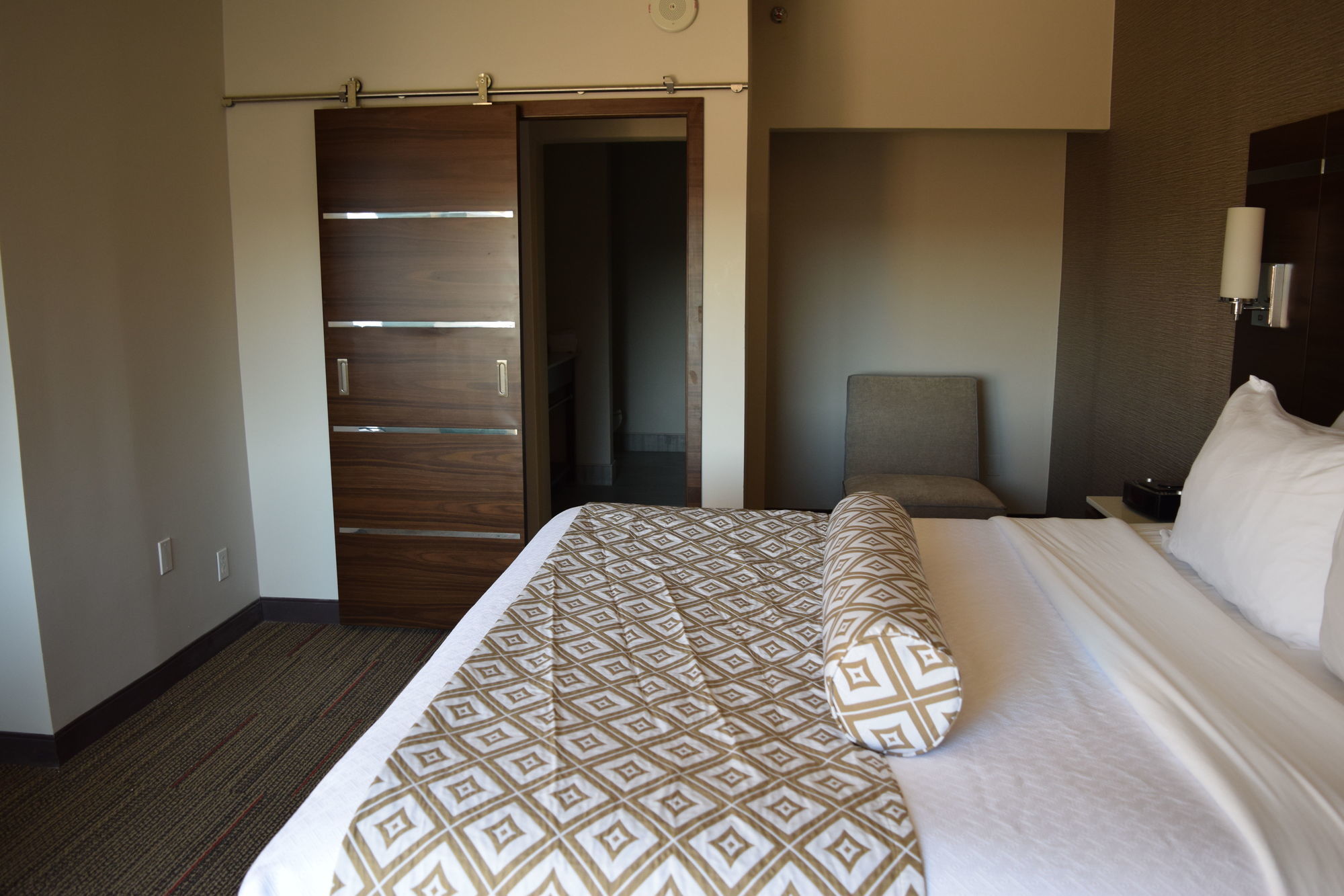 Four Points By Sheraton Detroit Novi Phòng bức ảnh