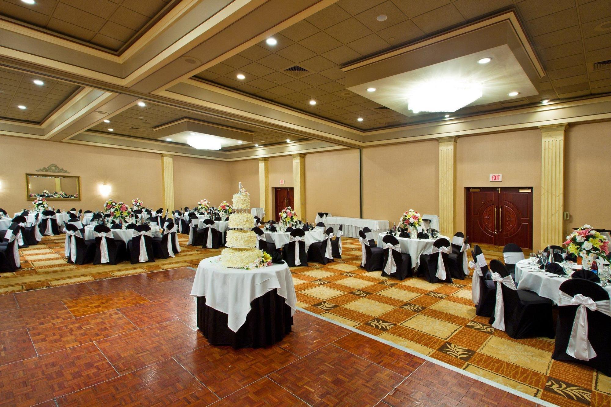 Four Points By Sheraton Detroit Novi Ngoại thất bức ảnh