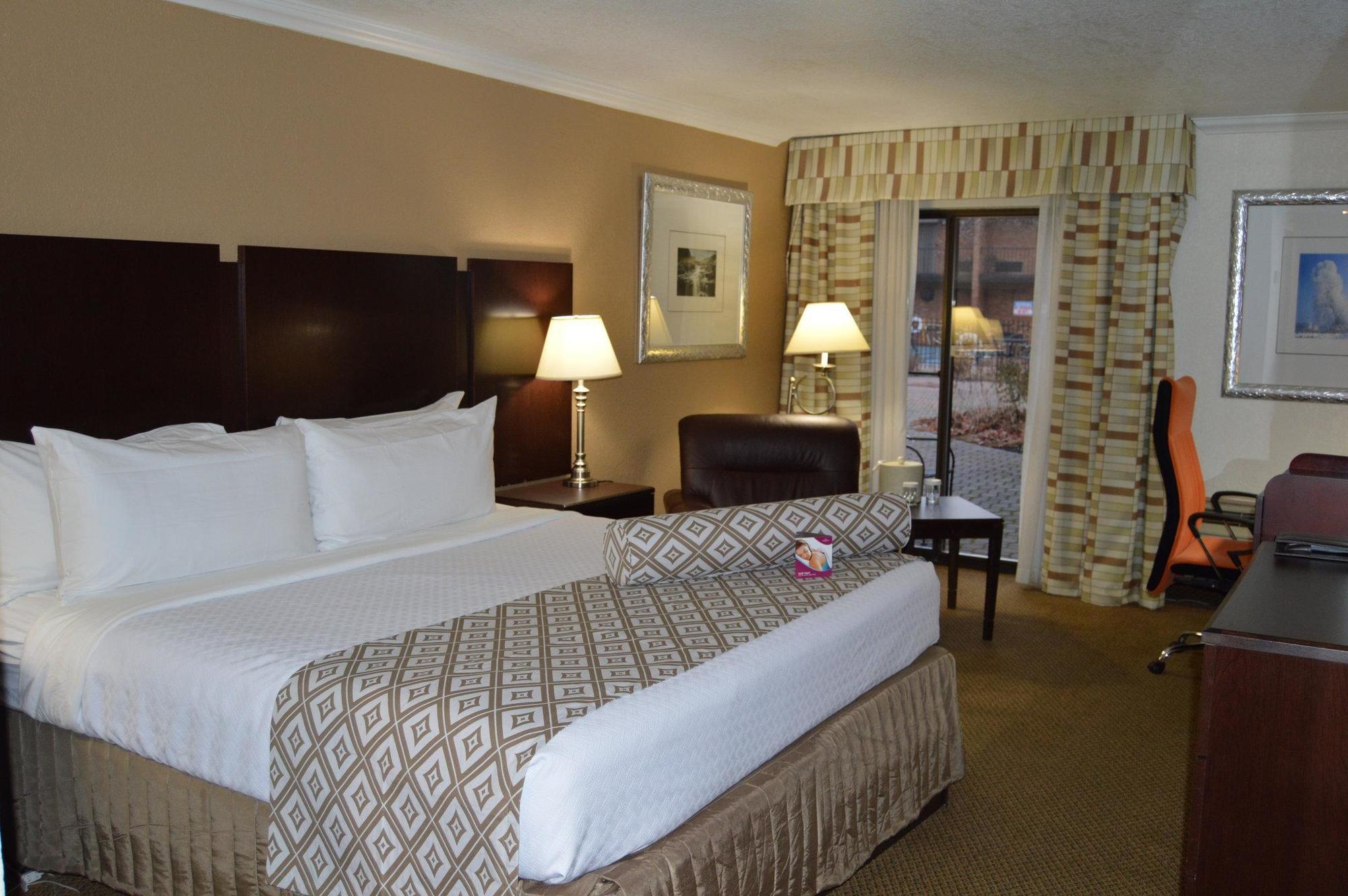 Four Points By Sheraton Detroit Novi Phòng bức ảnh