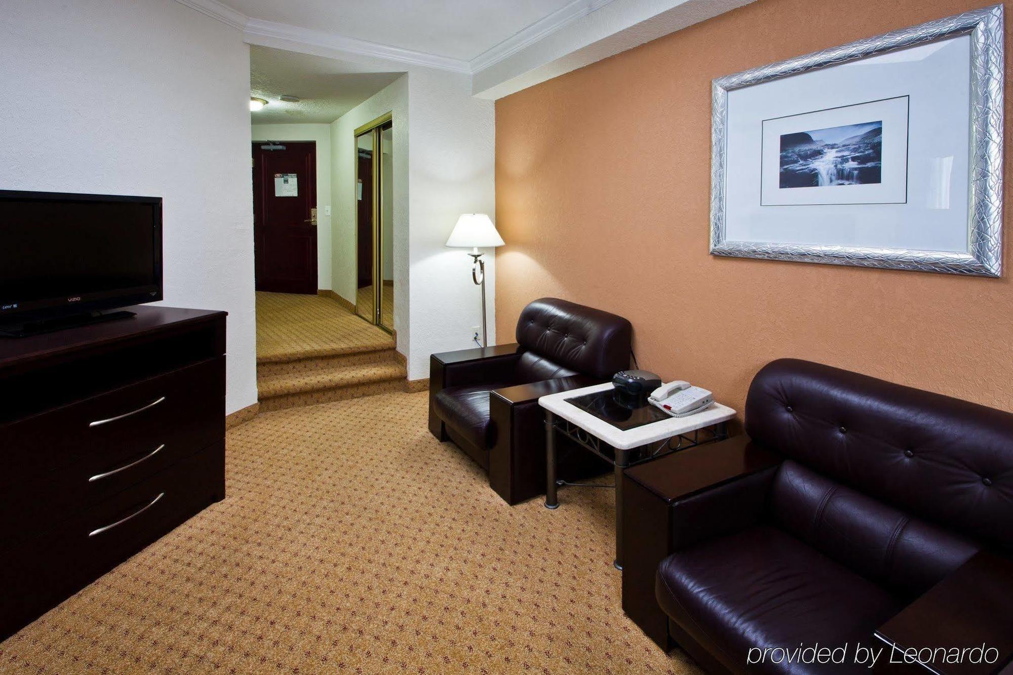 Four Points By Sheraton Detroit Novi Phòng bức ảnh